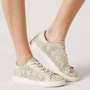 Lucky Brand Lotus Perforated Sneakers Size 7